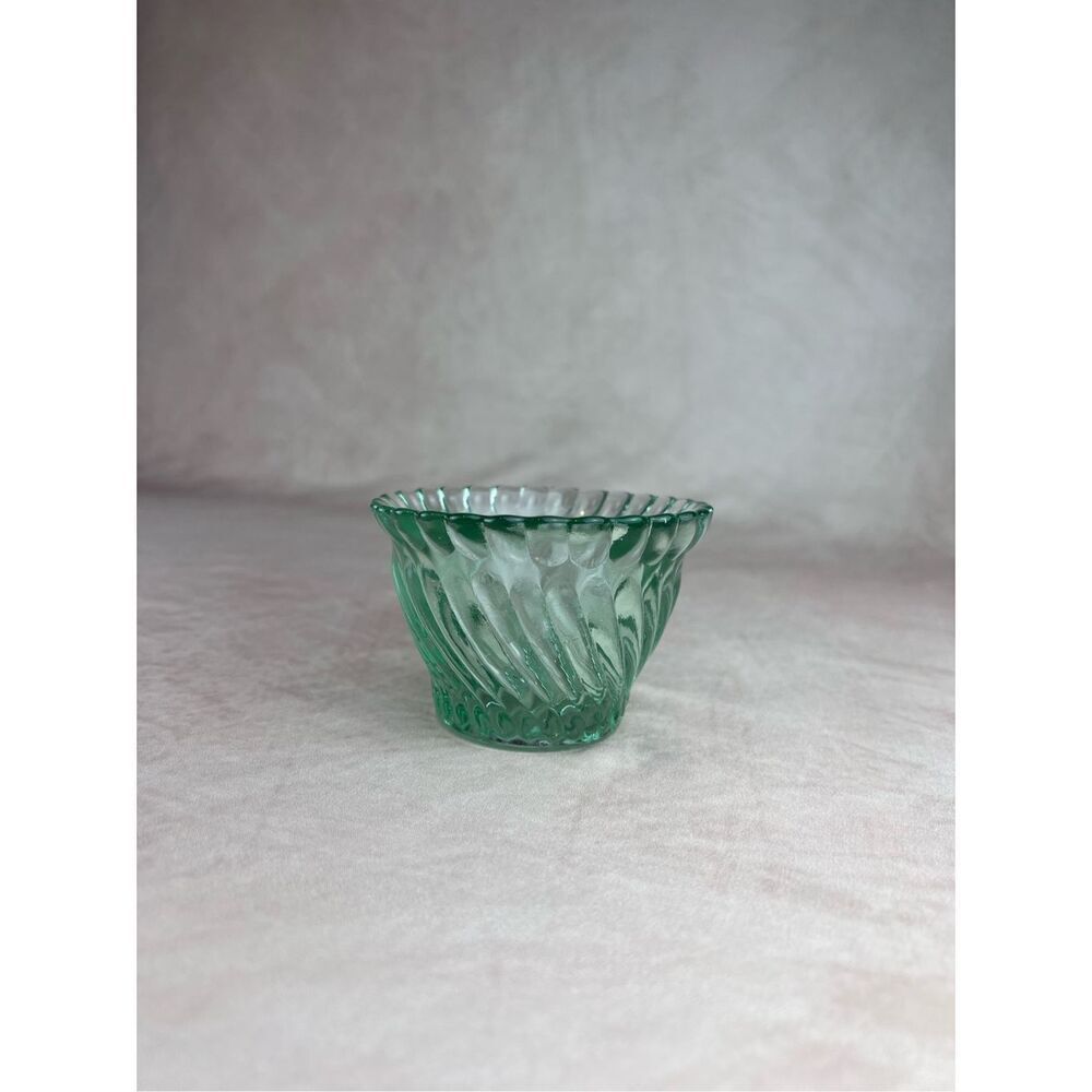 Vintage JeannetteโStyle Glass Ultramarine Swirl Sherbet Bowl
